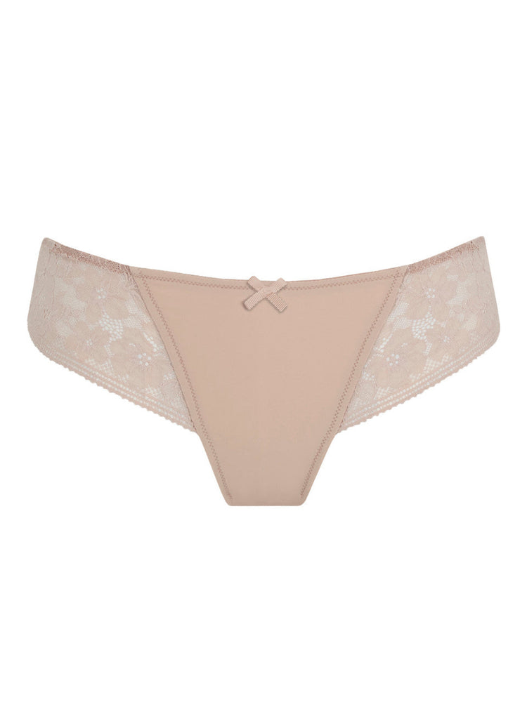 Model in Celeste Brazilian Broekje Cameo Rose packshot