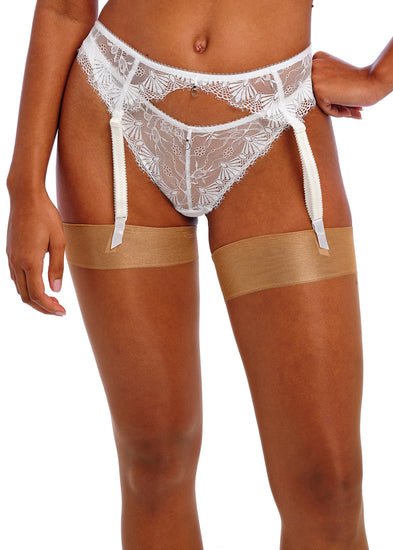 Model in Fascinate Suspender Wit voorzijde