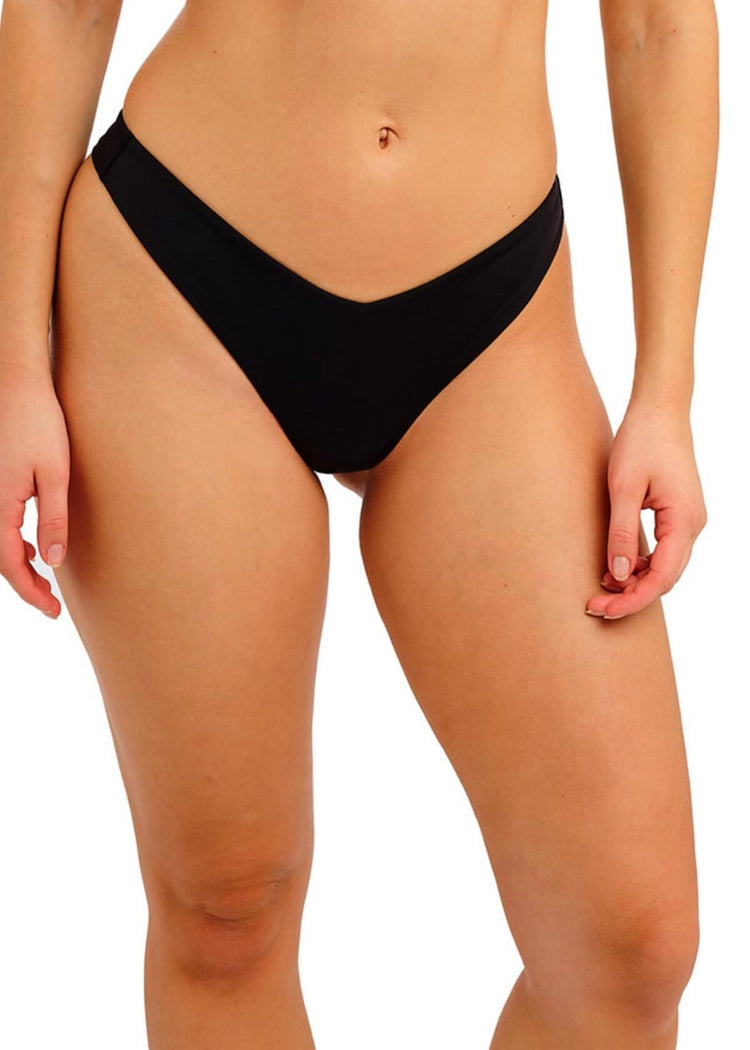 Model in Jewel Cove Brazilian Broekje Zwart voorzijde