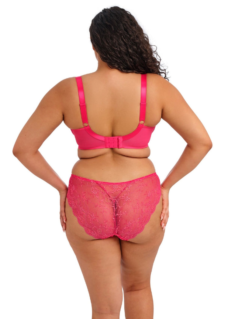 Model in Darcie Plunge BH Azalea achterzijde