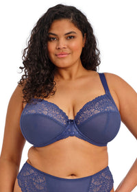 Model in Tiernie Plunge BH Denim voorzijde