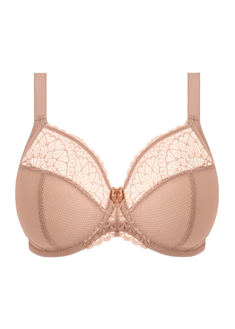 Model in Tiernie Plunge BH Sahara packshot