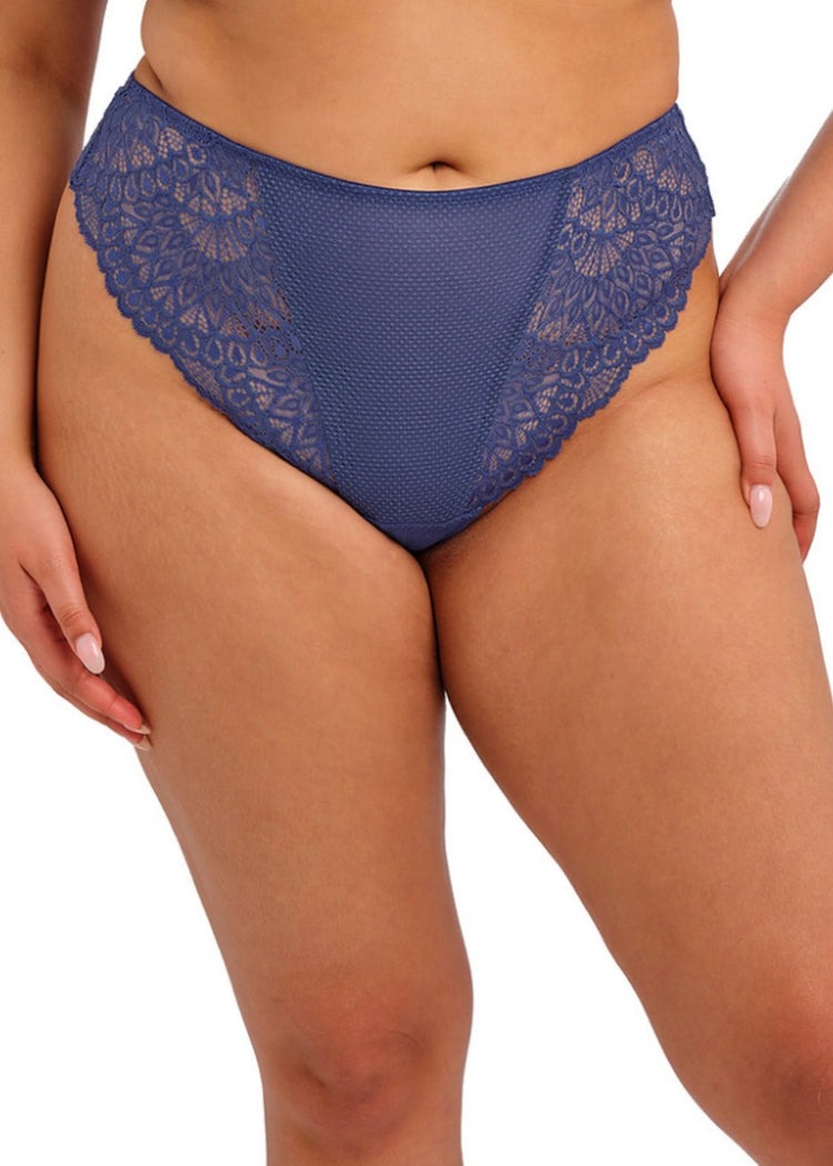 Model in Tiernie String Denim voorzijde