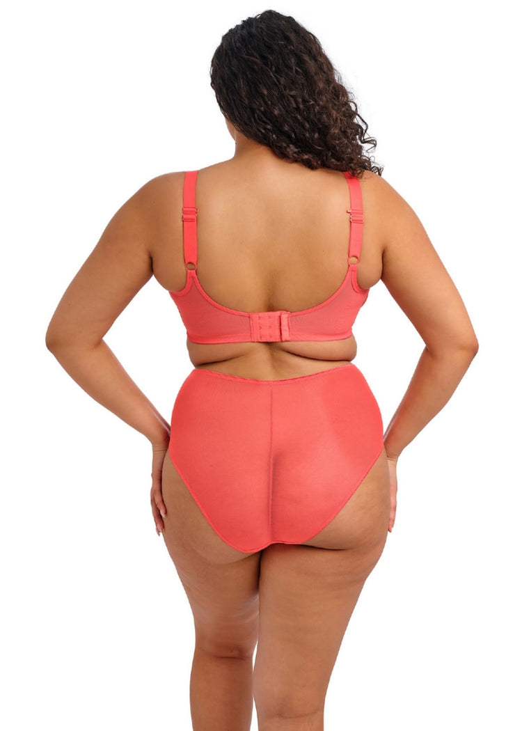 Model in Matilda Full Cup Plunge BH Sunset achterzijde