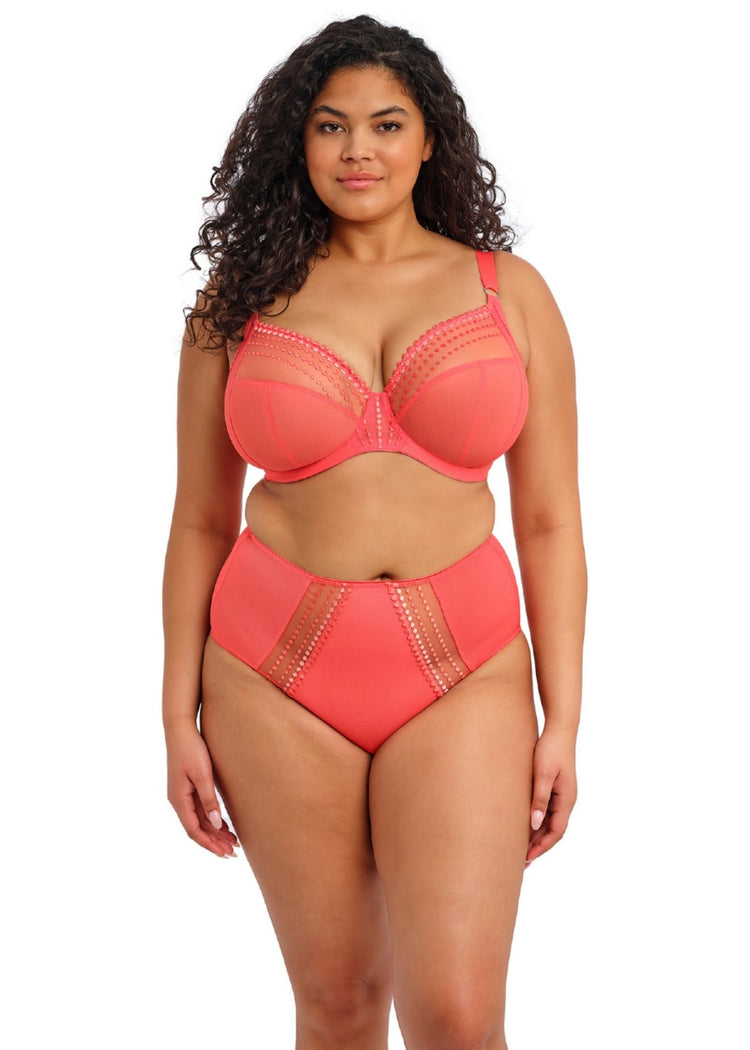 Model in Matilda High Waist Broekje Sunset voorzijde