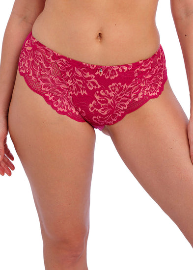 Model in Emmaline Broekje Cerise voorzijde