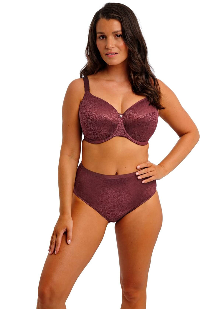 Model in Demure Side Support BH Fig voorzijde