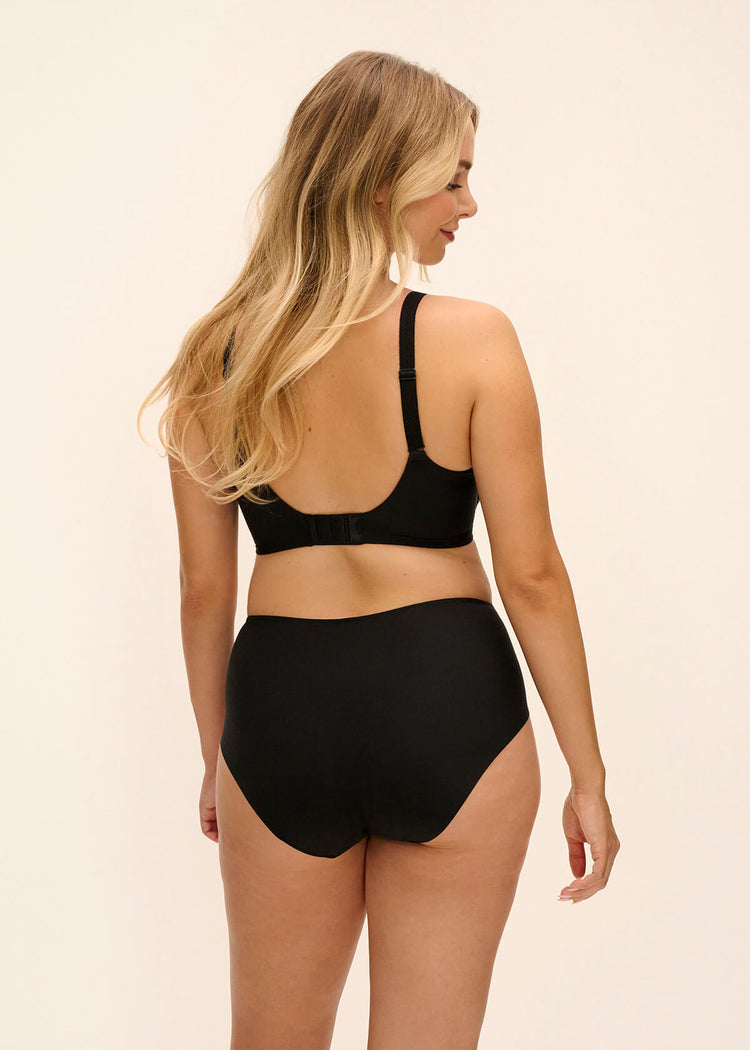 Model in Evolution Comfort Side Support BH Zwart achterzijde