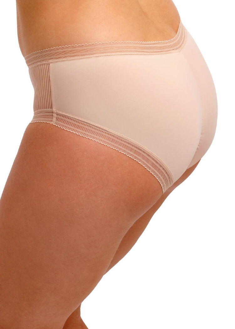 Model in Fusion Broekje Natural Beige achterzijde