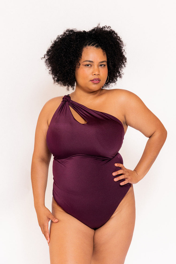SuperBramodel in Beach Bliss Asymmetrisch Padded Badpak Mulberry Purple voorzijde