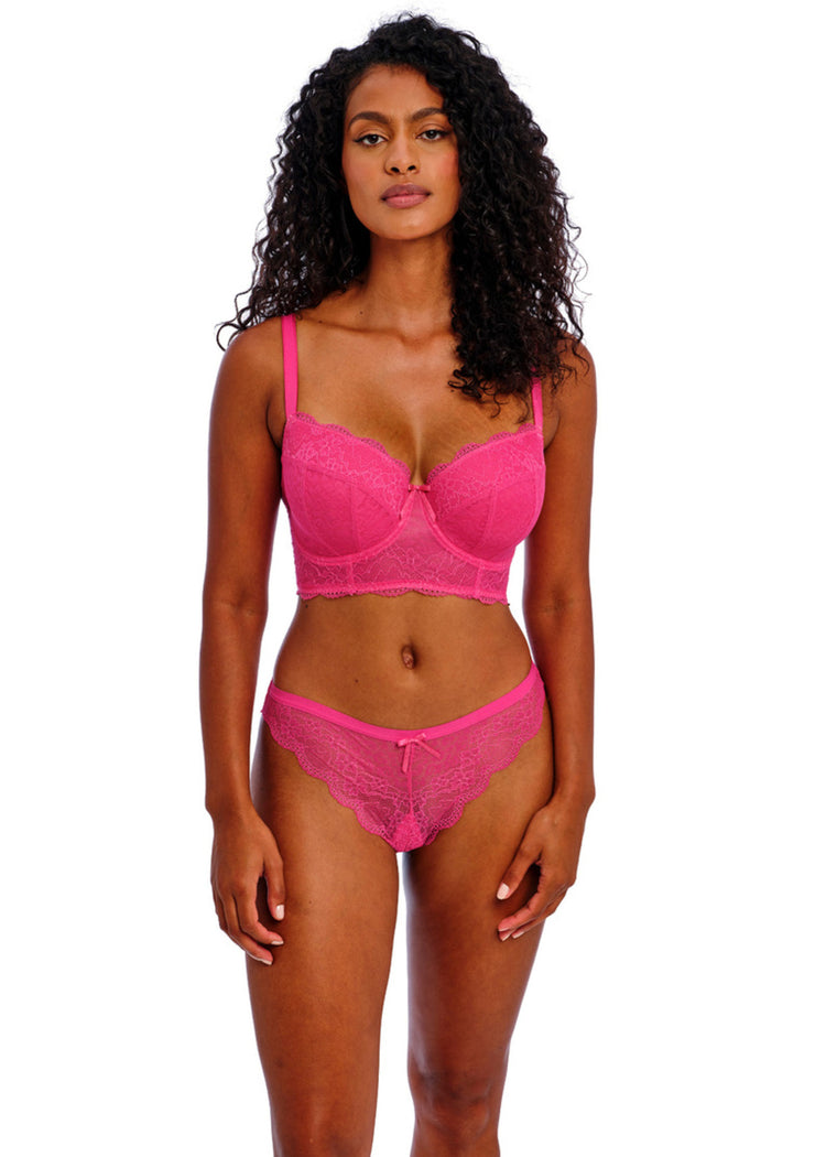 Model in Francies Brazilian Broekje Hot Pink Voorzijde