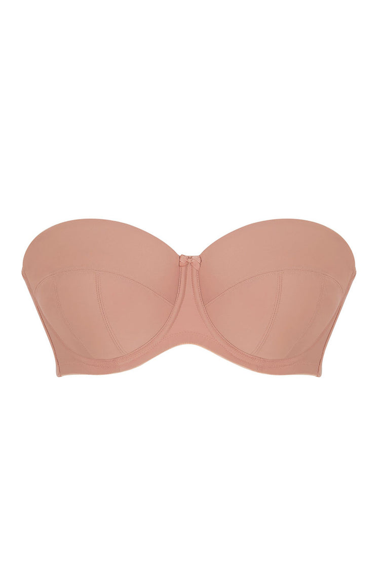 Model in Dana Strapless BH Hazel packshot