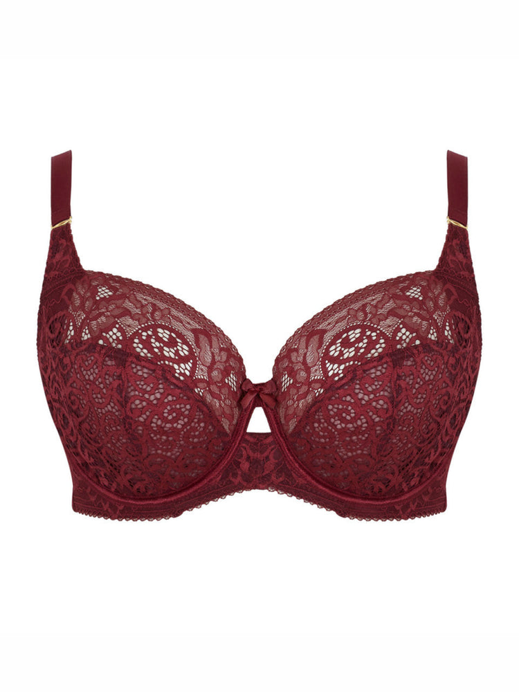 Model in Estel Full Cup BH Cherry Red packshot