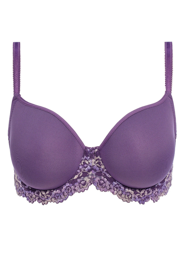 Model in Embrace Lace Contour BH Grape packshot