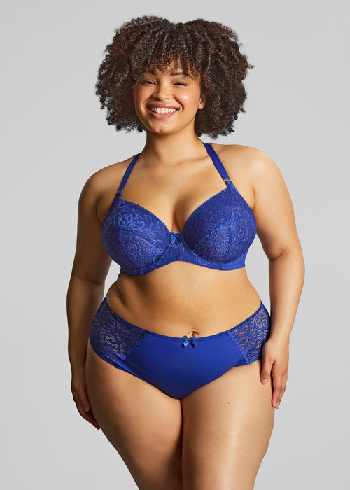 Model in Estel Broekje Royal Blue Voorzijde