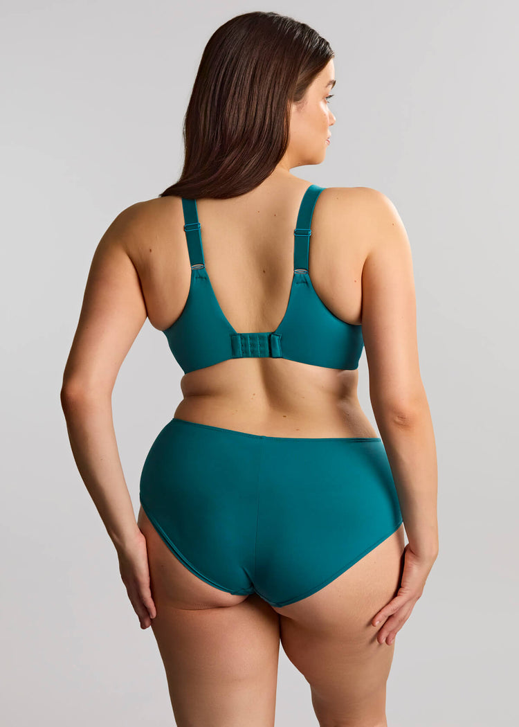 Model in Bliss Full Cup BH Teal achterzijde