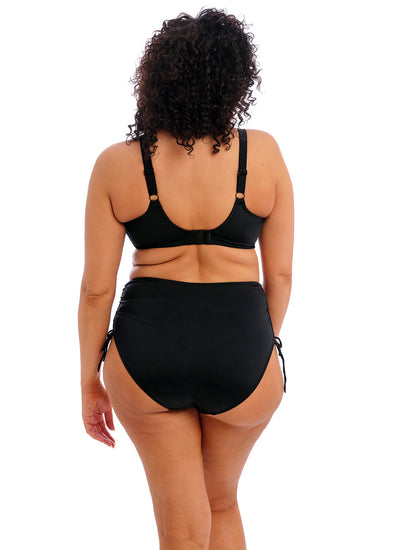 Model in Plain Sailing Plunge Bikini Top Zwart Achterzijde