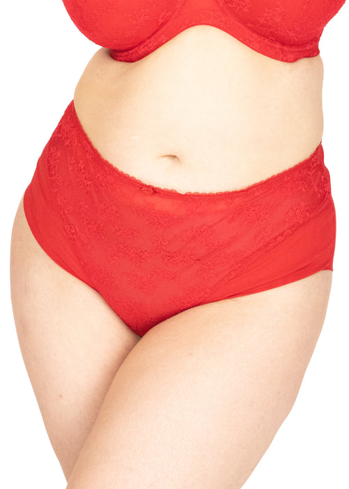 Model in Tango Lace High Waist Broekje Scarlet voorzijde