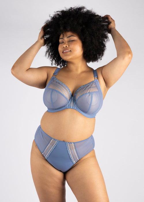 Model in Matilda Full Cup Plunge BH Lunar Blue packshot