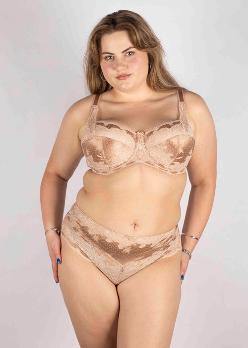 Packshot Clara Full Cup BH Honey Voorzijde