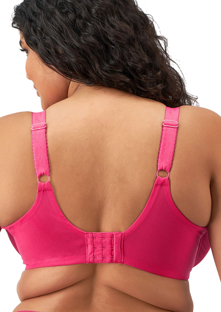 Model in Zarla Full Cup BH Love Potion achterzijde