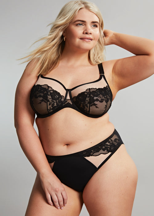 Josephine Broekje Zwart Nude