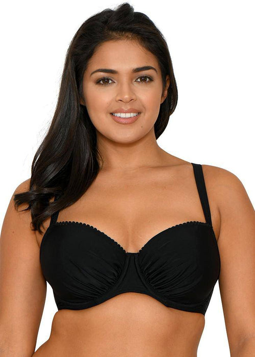 Modellen in curvy kate jetty bikini zwart