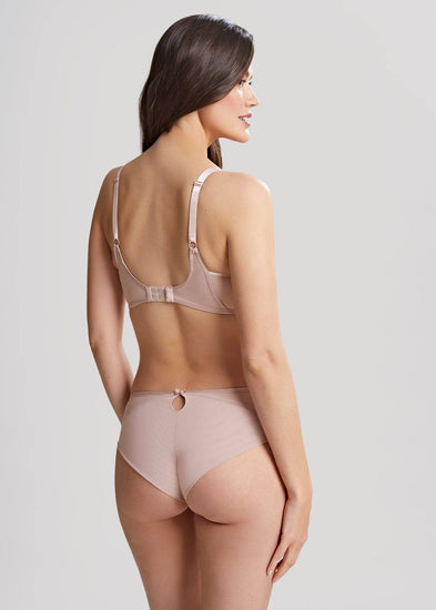 Model In Panache Alexandra Balconette BH Pink Mist Achterzijde