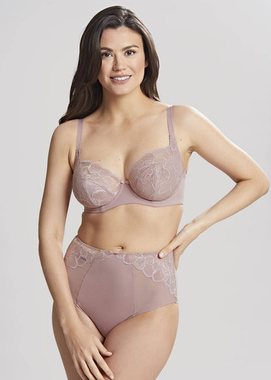 Model In Panache Rocha Set Rose Dust Voorzijde