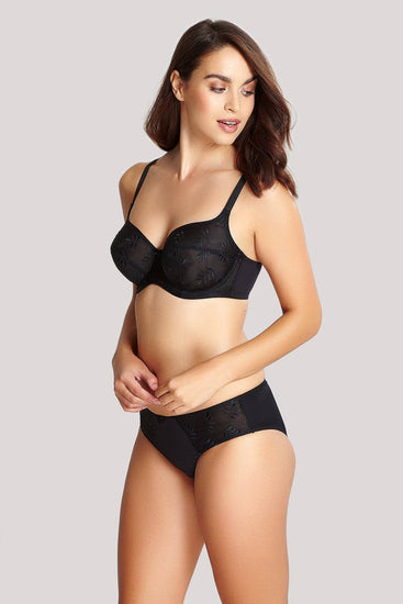 Model in Panache Tango broekje Zwart