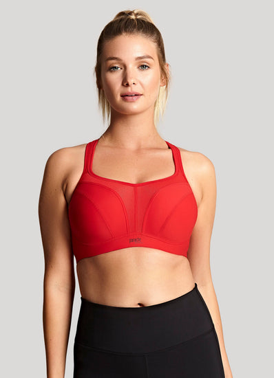 Model in Panache Sport BH Fiery Red voorzijde