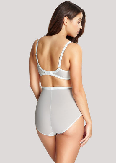 Model in Panache Envy Ivoor Setje Achterzijde