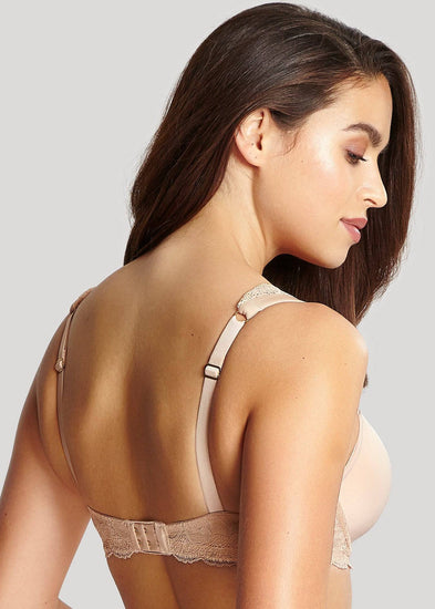 Rug van Model in Panache Ardour T-Shirt BH Light Nude