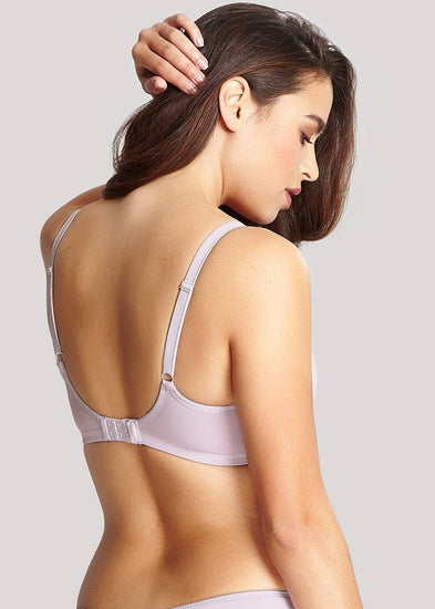 Model in Panache Cari Lavender Haze Achterzijde