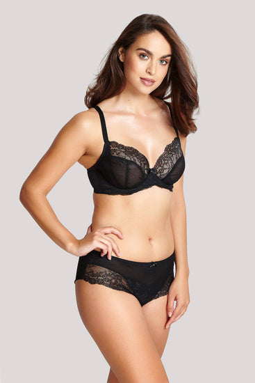 Model in Panache Ana setje Zwart voorzijde