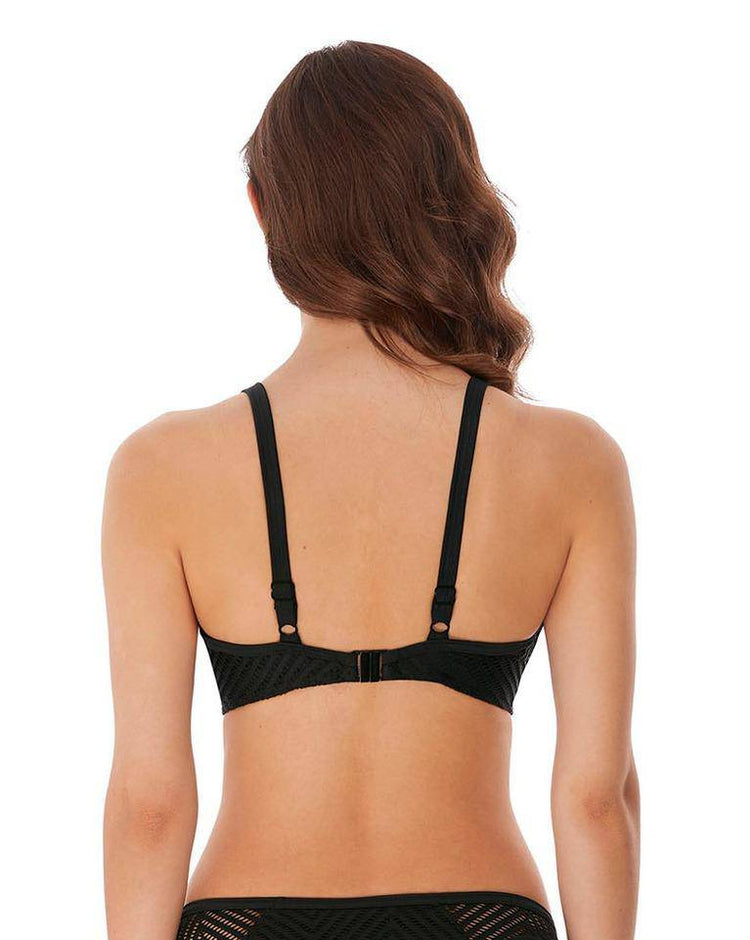 Model in Freya Urban High Apex Bikini Top Zwart achterzijde