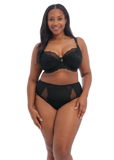 Model in Elomi Brianna Zwart set voorzijde