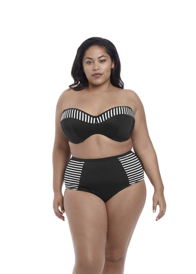 Model in Elomi Malibu Days Bandeau Bikini Top Zwart Zonder Bandjes