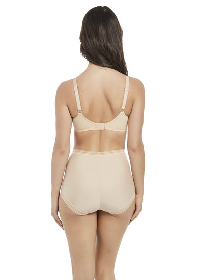 Rug van model in Fantasie Fusion High Waisted Broekje Sand