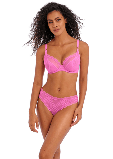 Model in Fatale Brazilian Broekje Candy Blossom Voorzijde