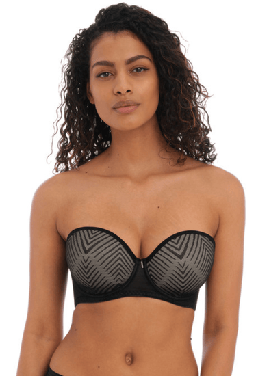 Model in Freya Tailored Strapless BH Zwart voorzijde