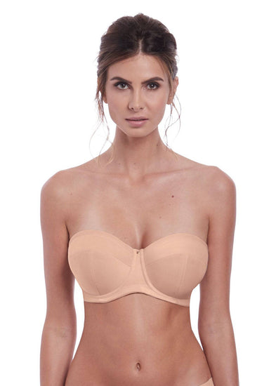 Model in fantasie aura strapless bh natural beige