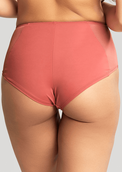 Model in Rocha High Waisted Broekje Garnet Rose Achterzijde