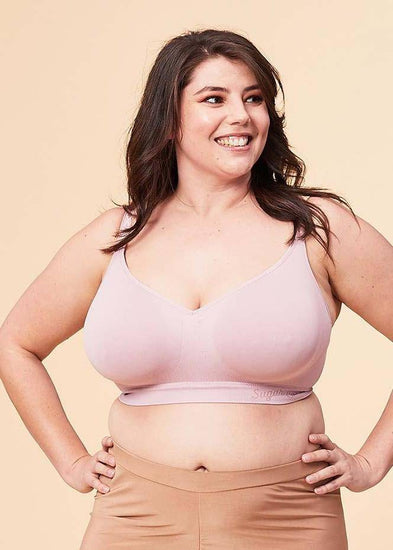 Model in Cake Sugarcandy Beugelloze BH Pink